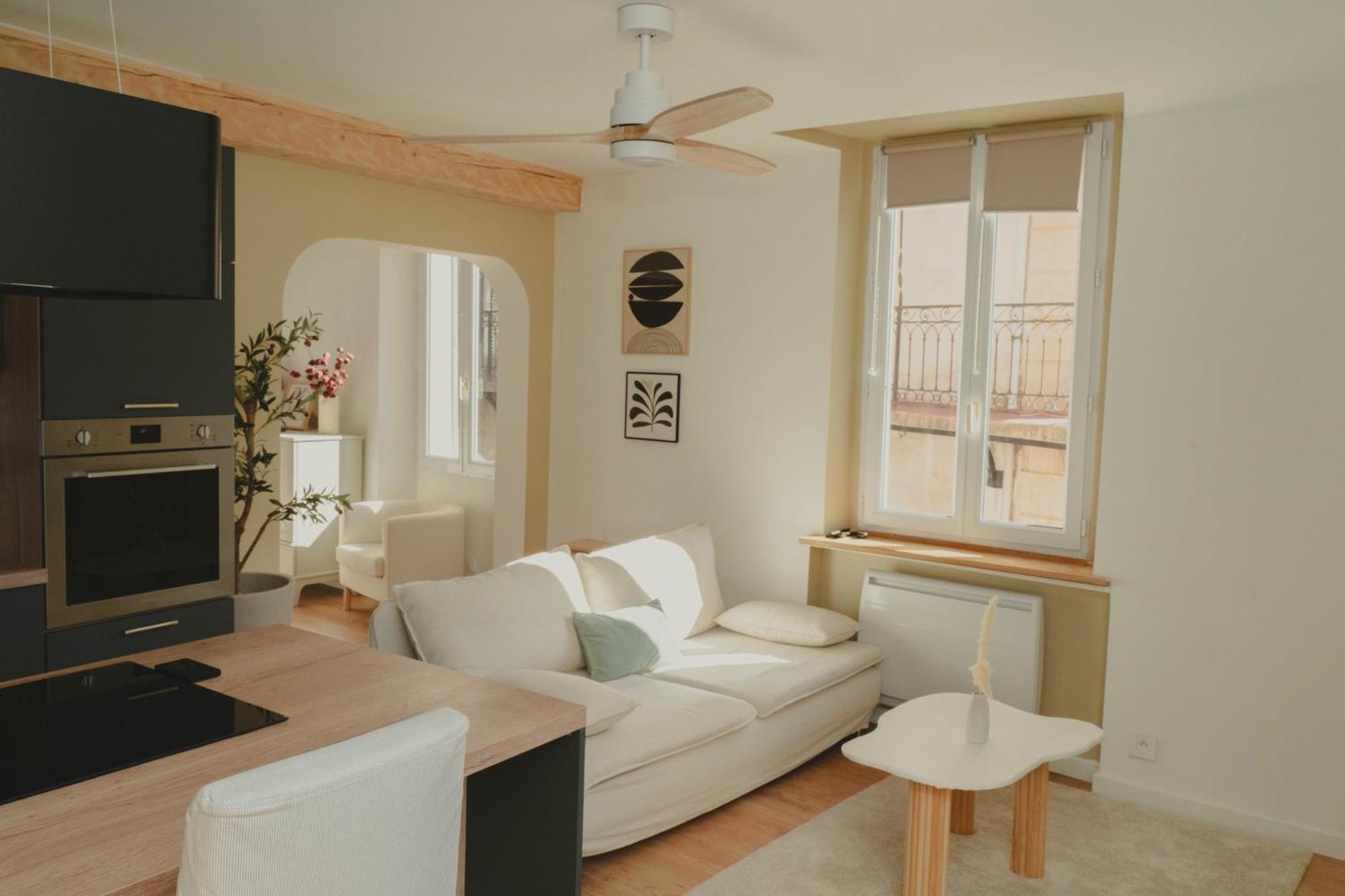 Apartment Au Coeur De Hyeres, Ideal Pour Les Couples ! Hyeres